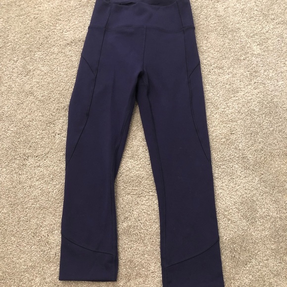LuluLemon Crop Yoga Pants - Picture 2 of 6